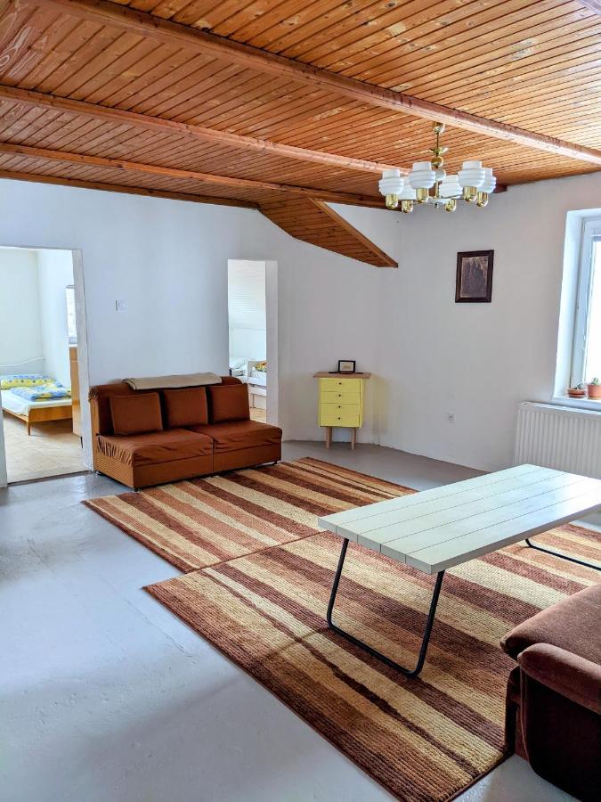 The Magical Paths Apartment Кремница Екстериор снимка
